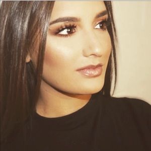 Meet your Posher, Chandra